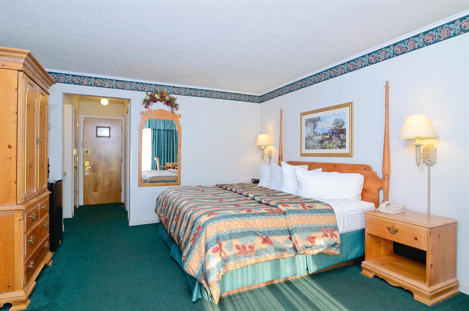 Magnuson Grand Pioneer Inn And Suites Escanaba Quarto foto
