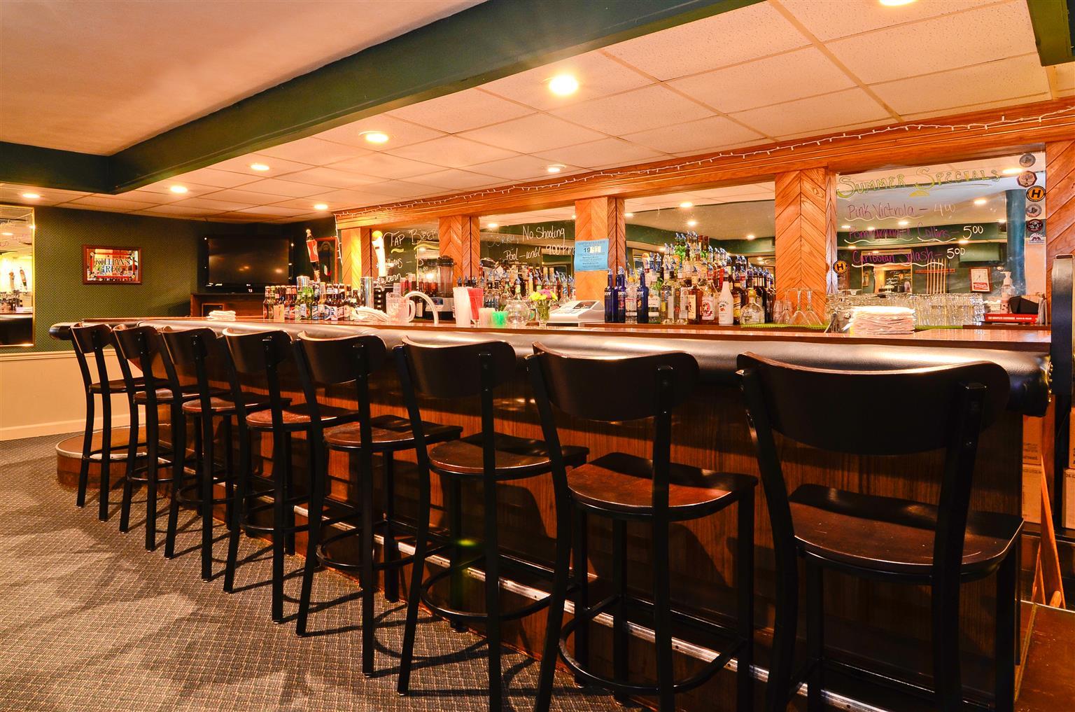 Magnuson Grand Pioneer Inn And Suites Escanaba Restaurante foto